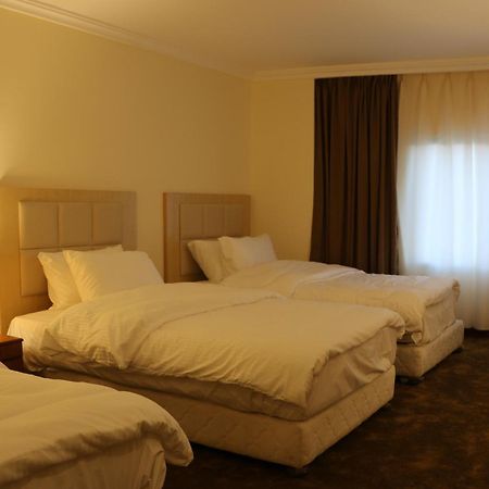 Silk Road Hotel วาดี มูซา ภายนอก รูปภาพ