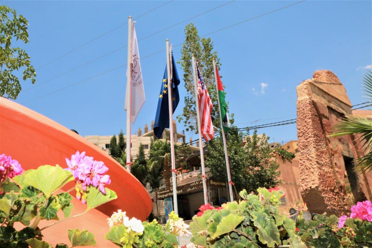 Silk Road Hotel วาดี มูซา ภายนอก รูปภาพ