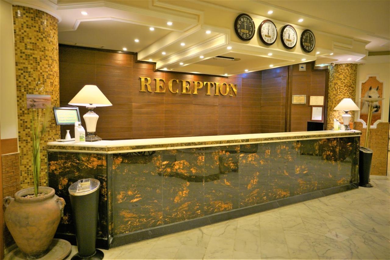Silk Road Hotel วาดี มูซา ภายนอก รูปภาพ