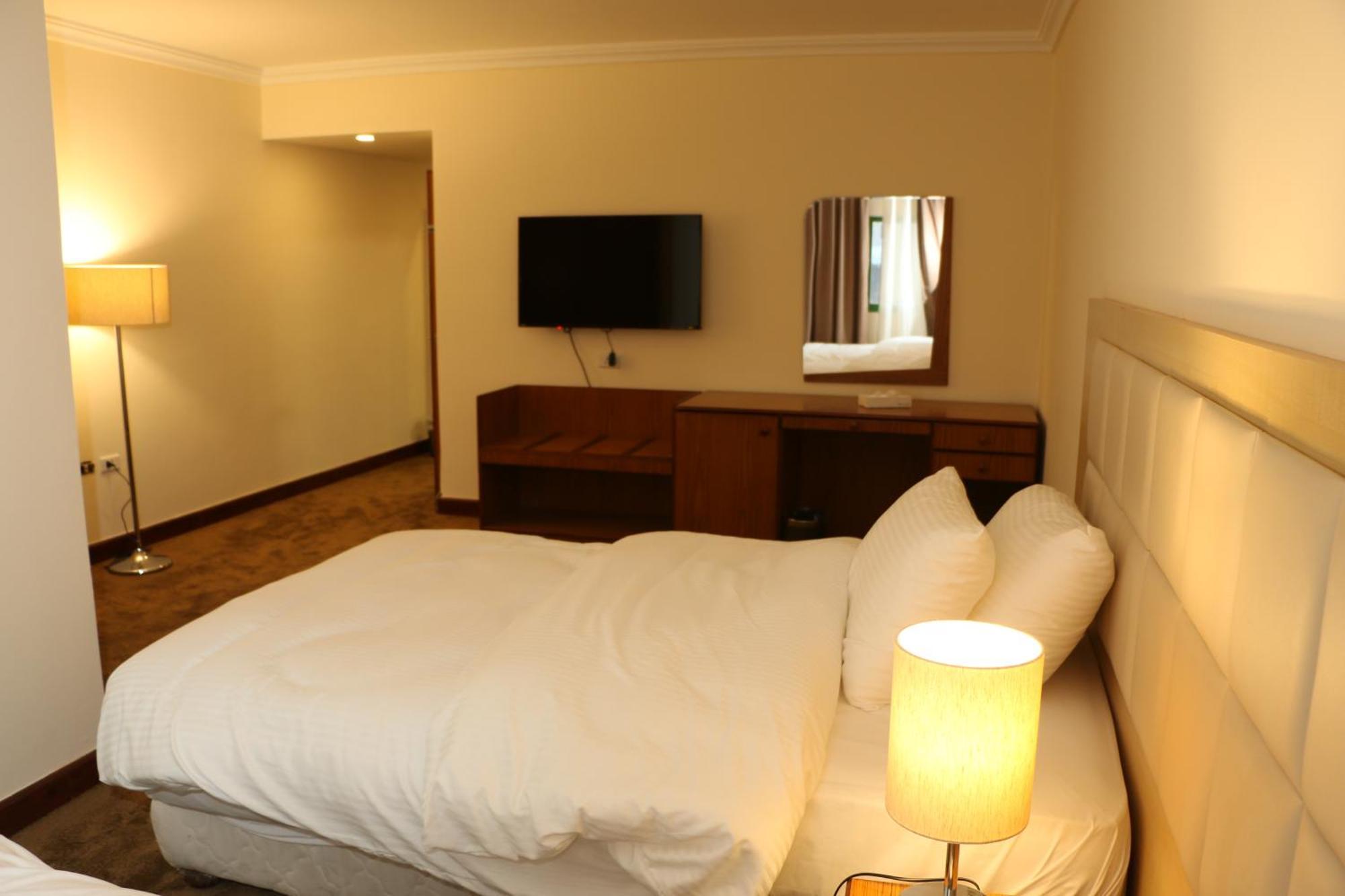 Silk Road Hotel วาดี มูซา ภายนอก รูปภาพ